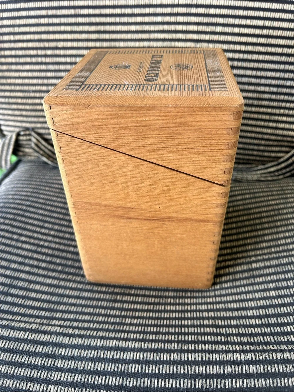 Vintage El Producto Wooden Cigar Box Rustic Collectible Decor Man Cave Farmhouse